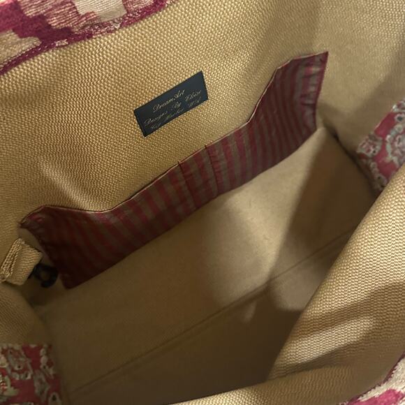 Fabric Tapestry Large Square Tote w/Wood Bar Handles - Picture 7 of 12